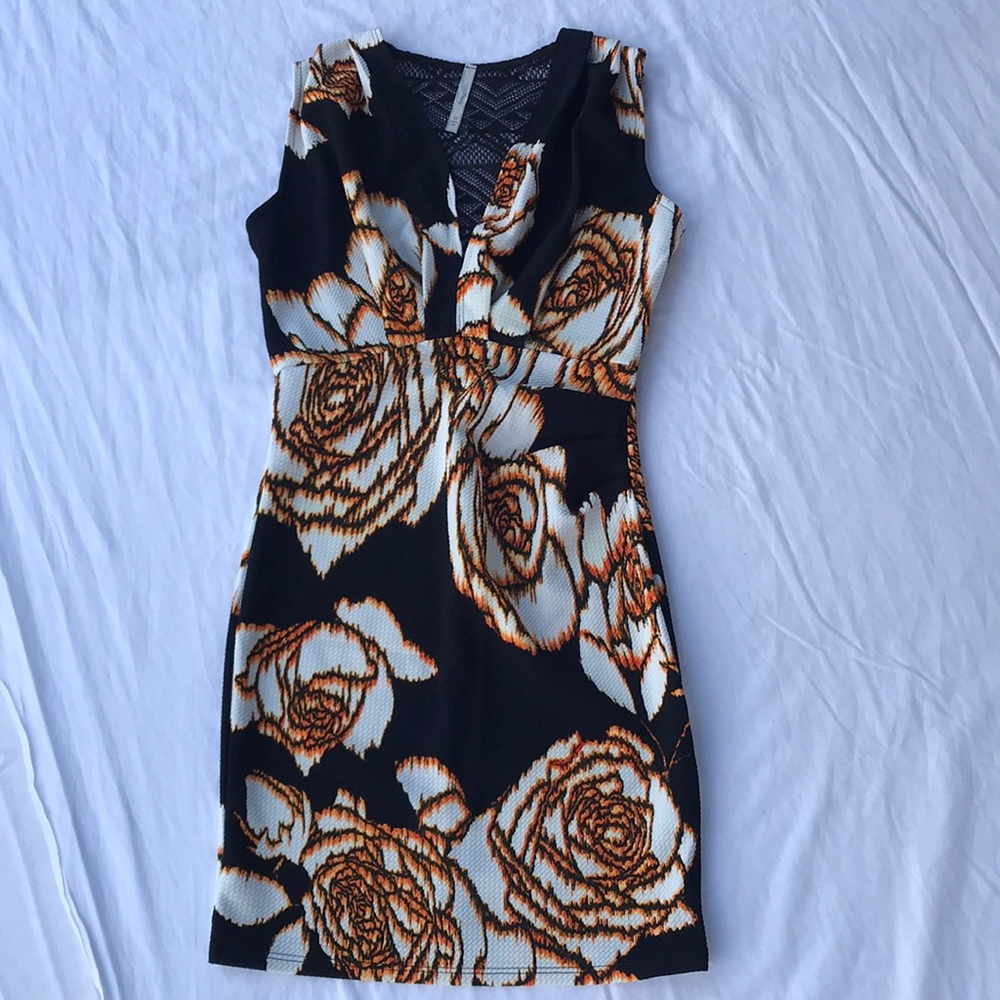 Trinity sleeveless dress